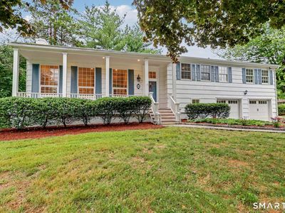 10 Old Field Place