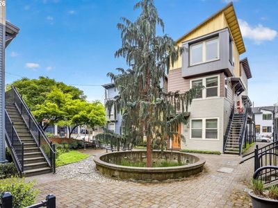 4309 SE Division St Unit B
