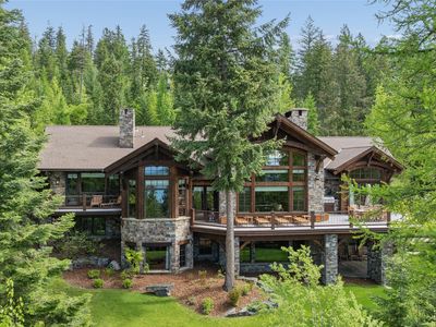 3010 Iron Horse Dr
