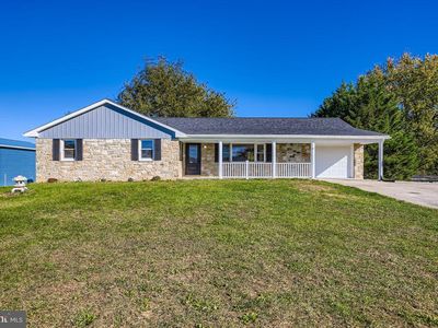 1217 Random Ridge Rd