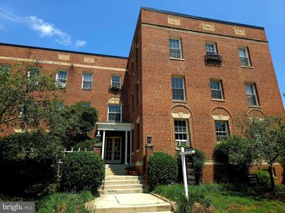 2527 Q St NW APT 204