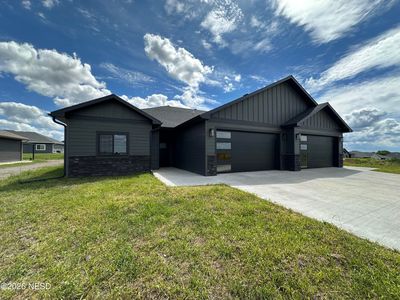 685 Kaylee Ct