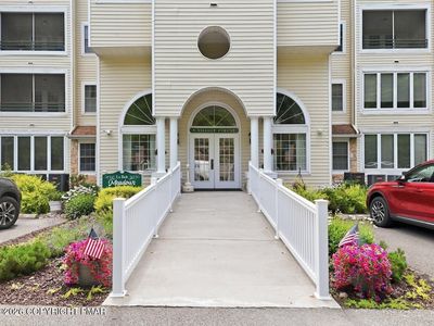 5 Village Dr APT 1106
