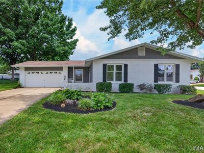 608 Mosport Dr