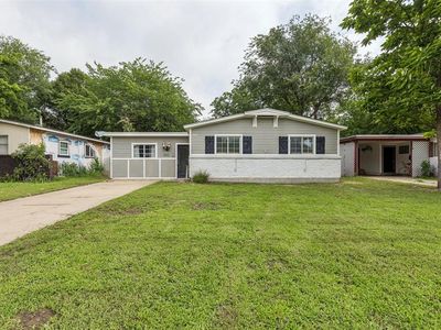 1511 Dakota St
