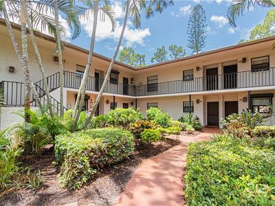 1733 Courtyard Way #B-205