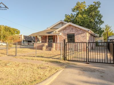 2016 Wilson Ave