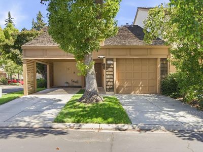 4762 Rio Rita Way