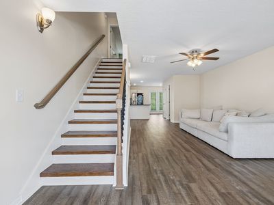 204 Woodland Valley Ln