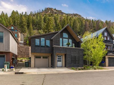 255 S Sunset Ridge Dr