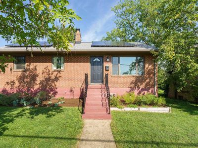 1021 Saint Clair Ave