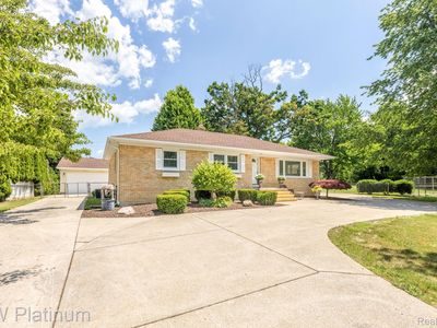 Property at 4150 Fairway Dr, Fort Gratiot, MI