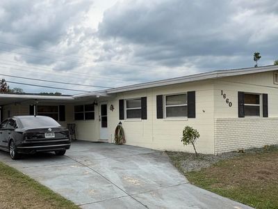 1660 Country Ln