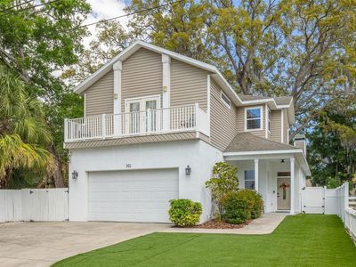 901 VIRGINIA AVENUE