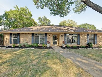 2401 Radcliffe Dr