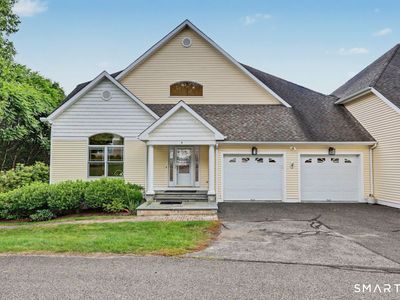 4 Rainbow Court #4