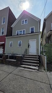 516 Fulton St
