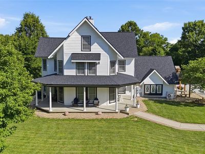 2838 Woodson Dr