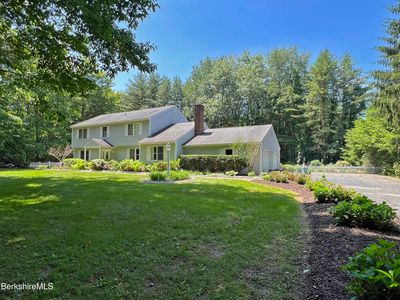 576 Holmes Rd