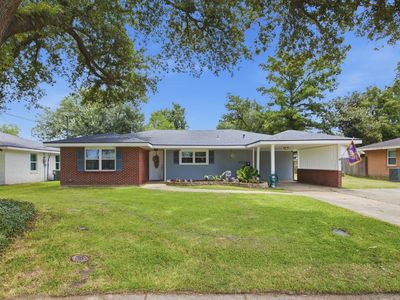 4705 Desoto St