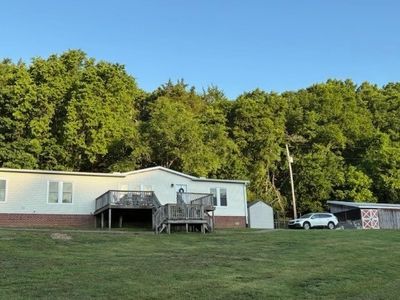 593 Rogues Fork Rd