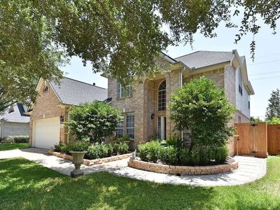22121 Atwater Canyon Ln