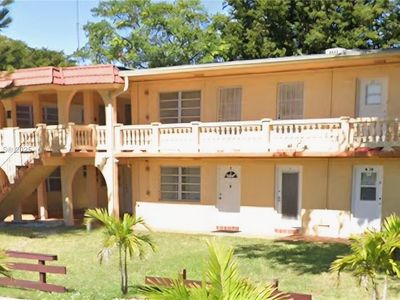 135 NE 202nd Ter #N25