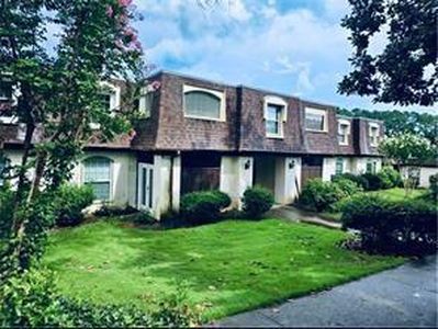 Property at 146 Rue Fontaine, Lithonia, GA