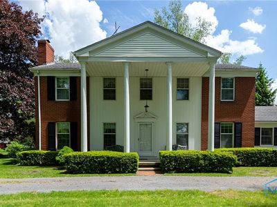 106 N Munson Rd