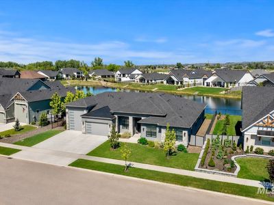 207 S Eagles Roost Way