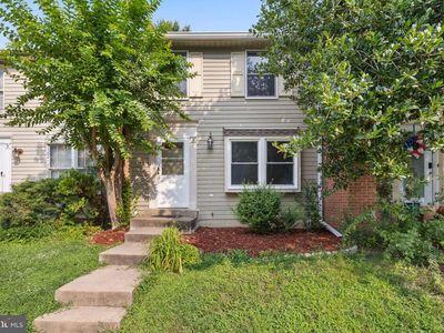 Property at 3610 Wharf Ln, Triangle, VA