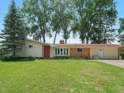 5131 Elizabeth Lake Rd