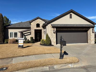 8402 S Nogales Ave W