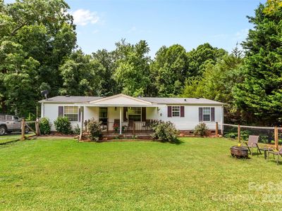 524 Mountain Meadows Dr