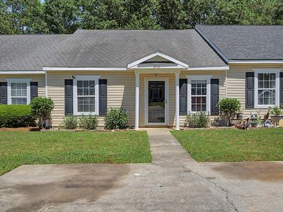 2712 McLain Ln