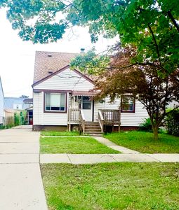 Property at 812 Cleveland Ave, Lincoln Park, MI
