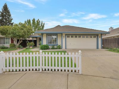 1724 Deerfield Dr