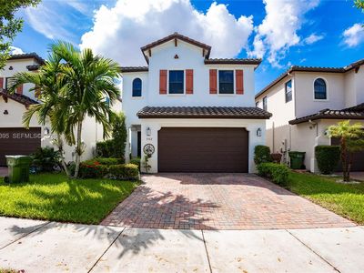 3302 W 97th Ter