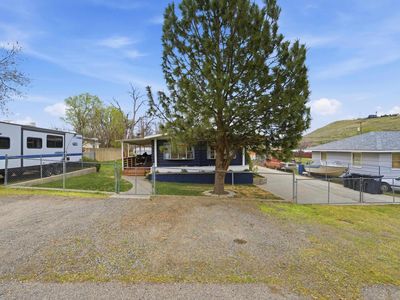 Property at 512 N 61st Ave, West Richland, WA