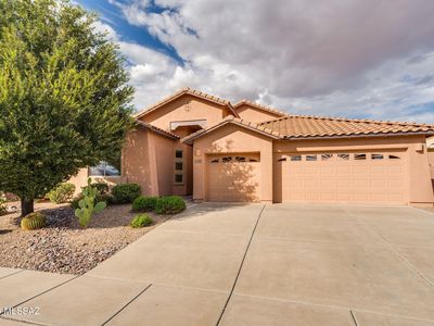 312 N Oak Tree Canyon Loop
