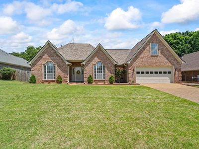 250 Lakewood Dr
