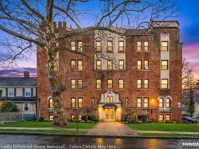 303 Hamilton Pl APT B4