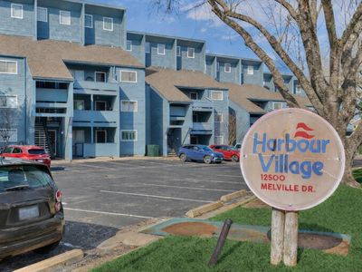 12500 Melville Dr APT 3