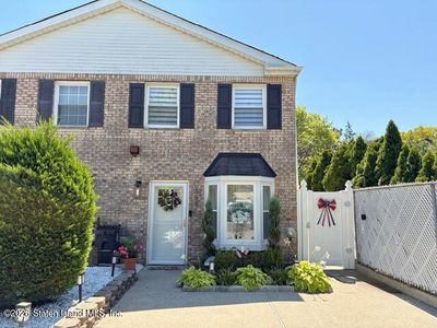 150 Corona Ave