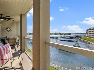 1205 Lands End Pkwy APT 526