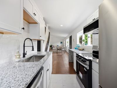 37 Sun Valley Rd