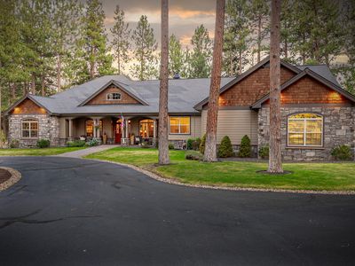 17147 Caddis Ct