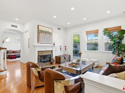 2112 Butler Ave