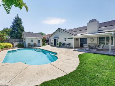 143 Lighthouse Way