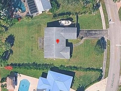 Property at 800 SE Parkway Dr, Stuart, FL